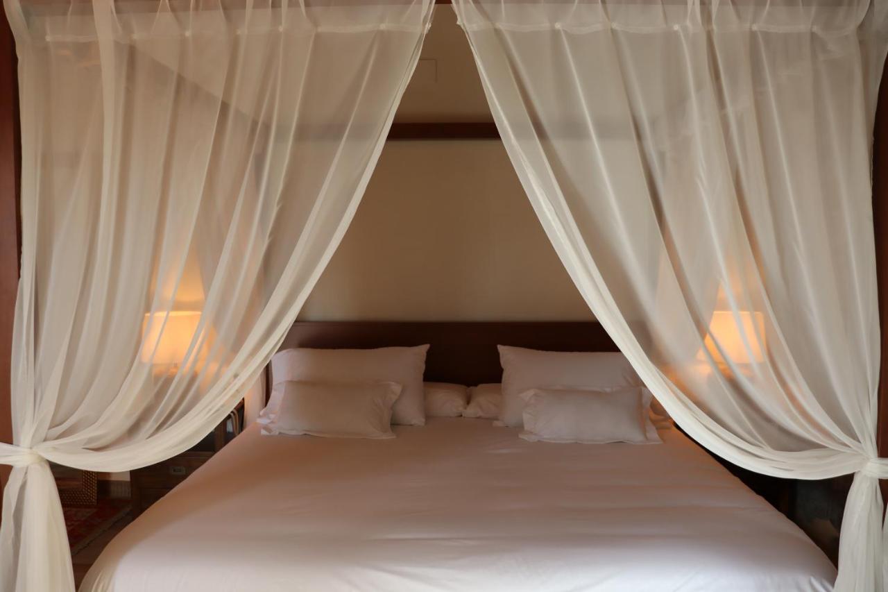 Hotel Palacio Conde Del Alamo Aroche Екстер'єр фото
