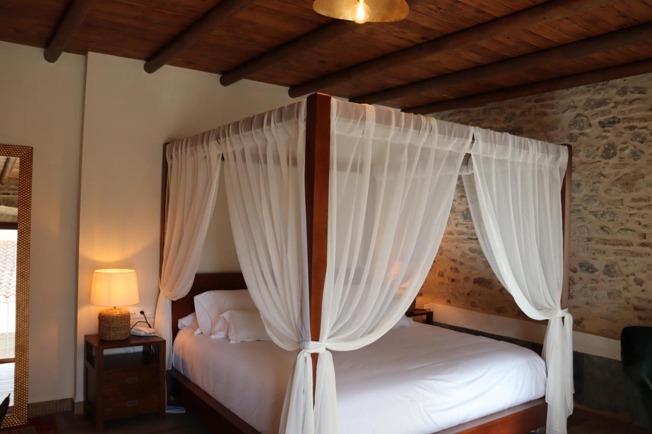 Hotel Palacio Conde Del Alamo Aroche Екстер'єр фото