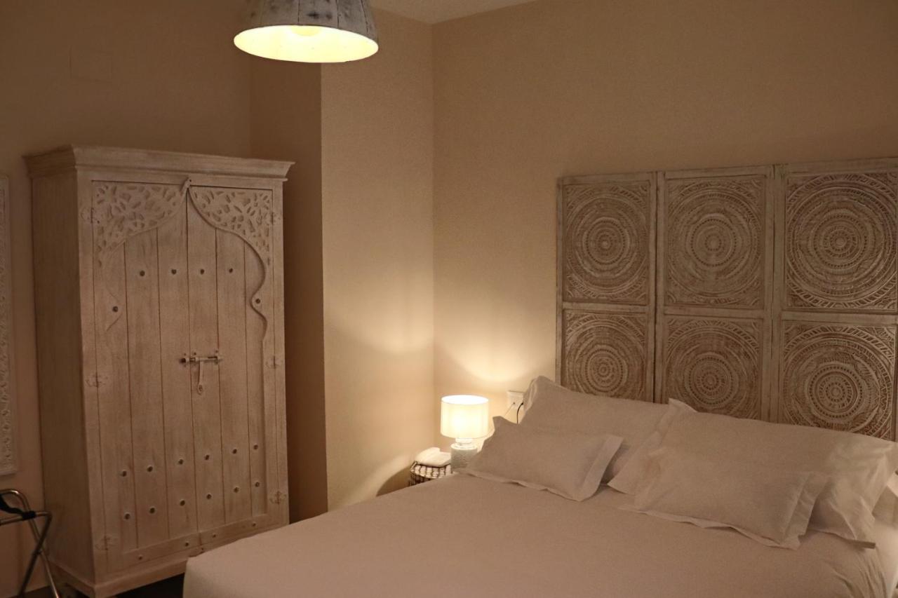Hotel Palacio Conde Del Alamo Aroche Екстер'єр фото