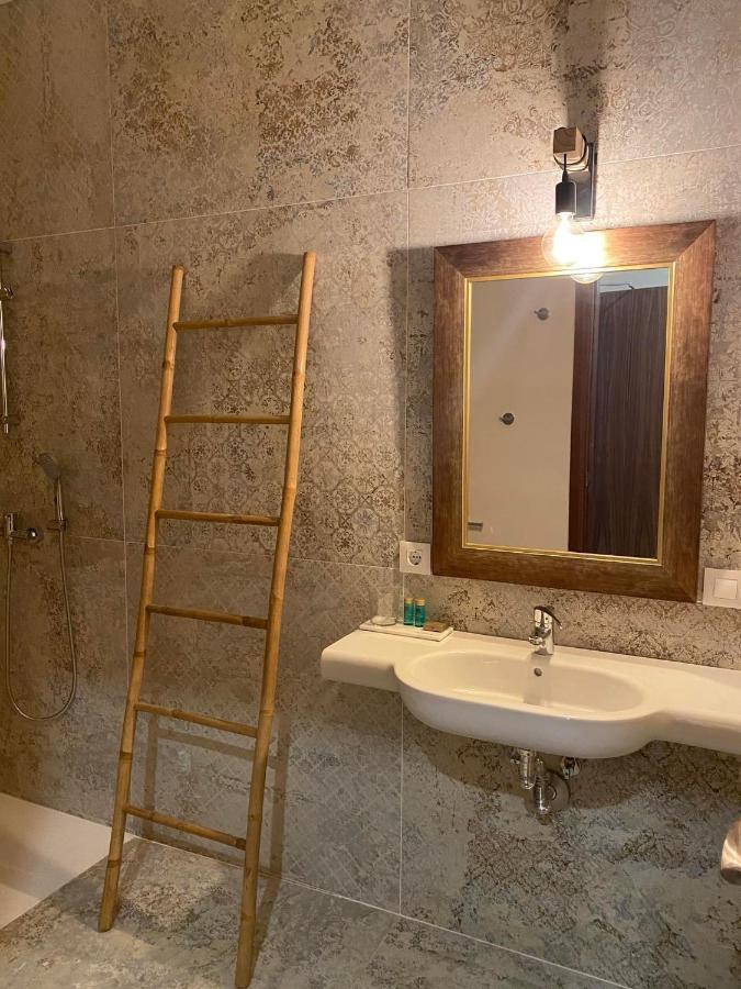 Hotel Palacio Conde Del Alamo Aroche Екстер'єр фото